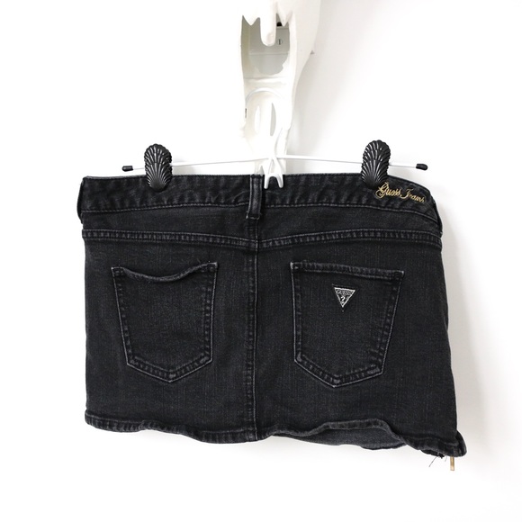 Guess Jeans Vintage Black Mini Skirt - Picture 2 of 5